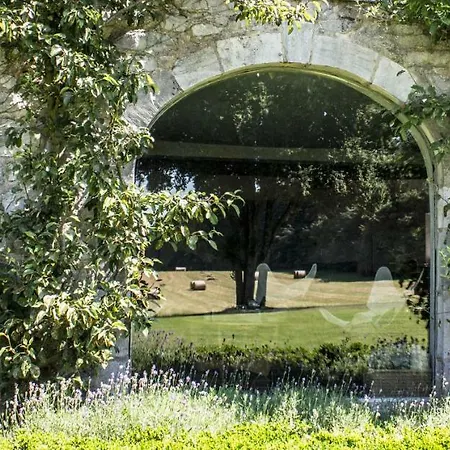 Bed & Breakfast Domaine-humain *